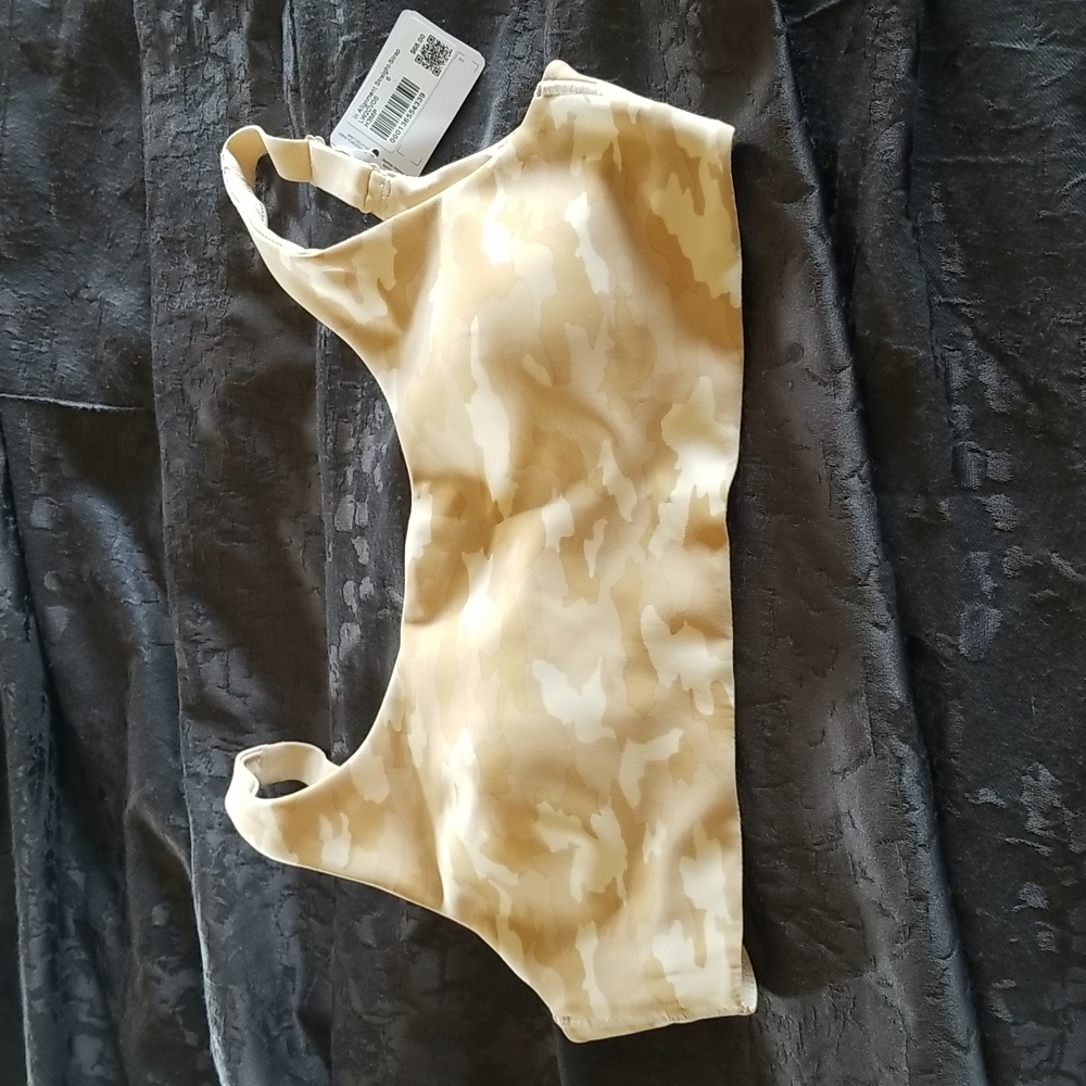 NWT Camo Lululemon Bra Alignment Straight Strap size 6.